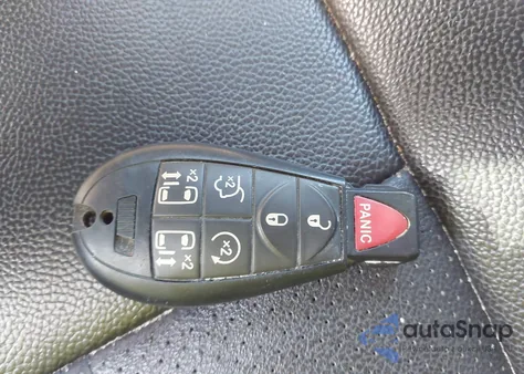 2013 Chrysler Town & Country Touring-L из США, поврежденный, VIN 2C4RC1CG7DR683193